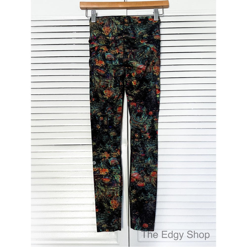 lululemon athletica | Fast and Free Tight 25" *Non-Reflective Nulux Glitch - Picture 3 of 8